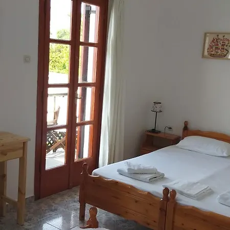 Pagonis Apartment